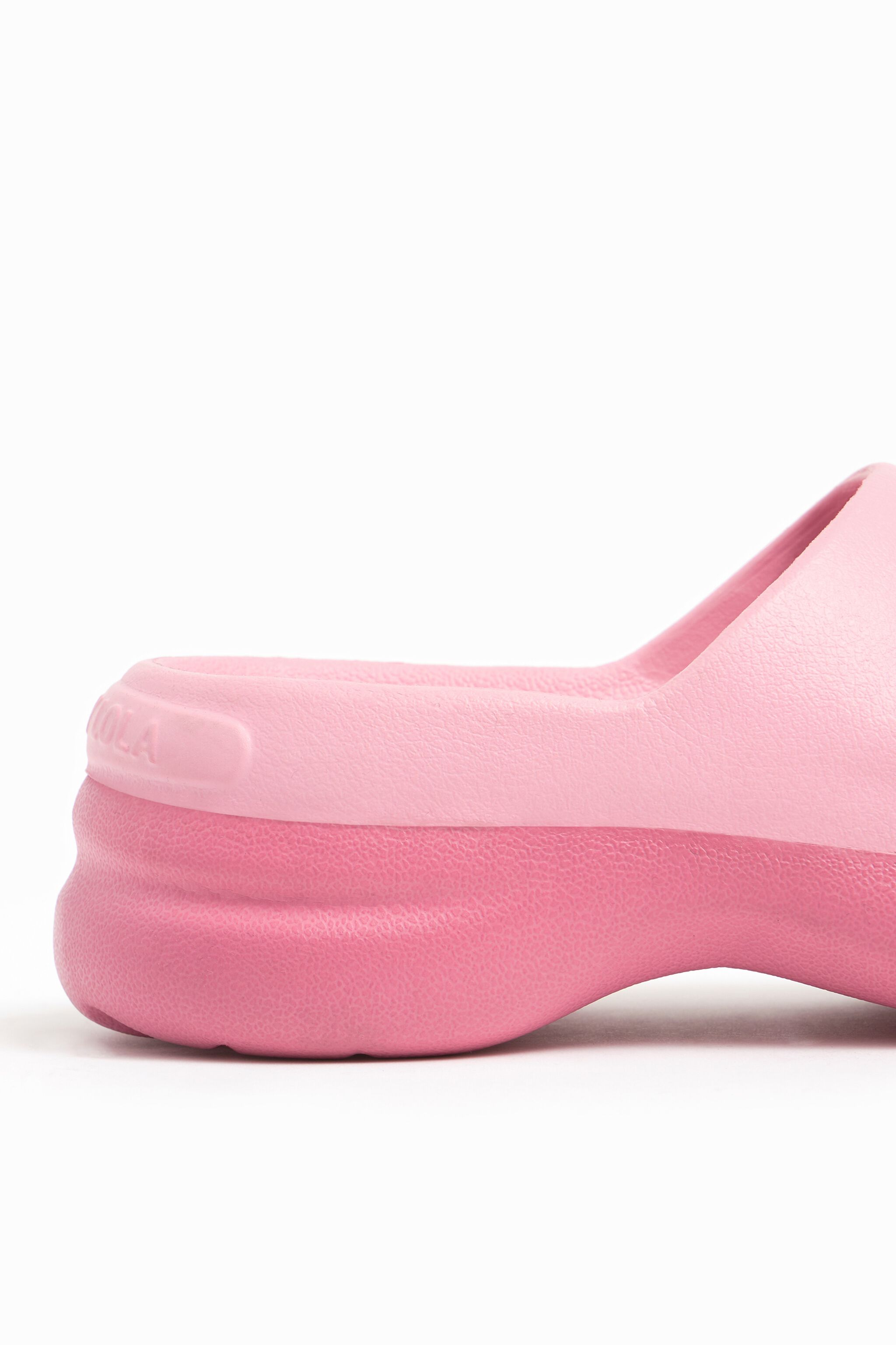 pink platform flip flops
