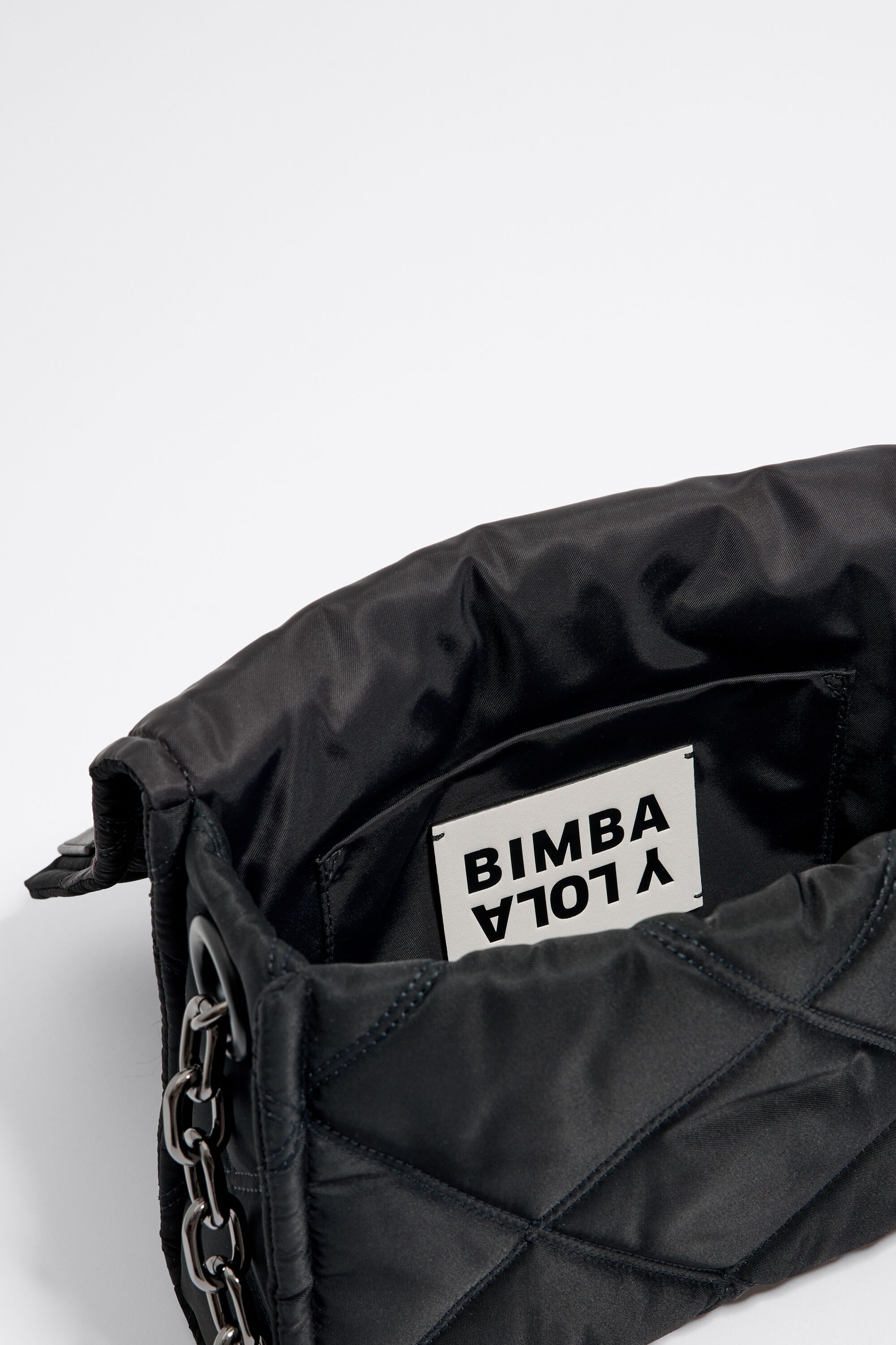 Bimba y Lola S black plaited crossbody bag 192BBTZ1M