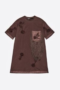 Vestido corto bordado y flecos marr&oacute;n