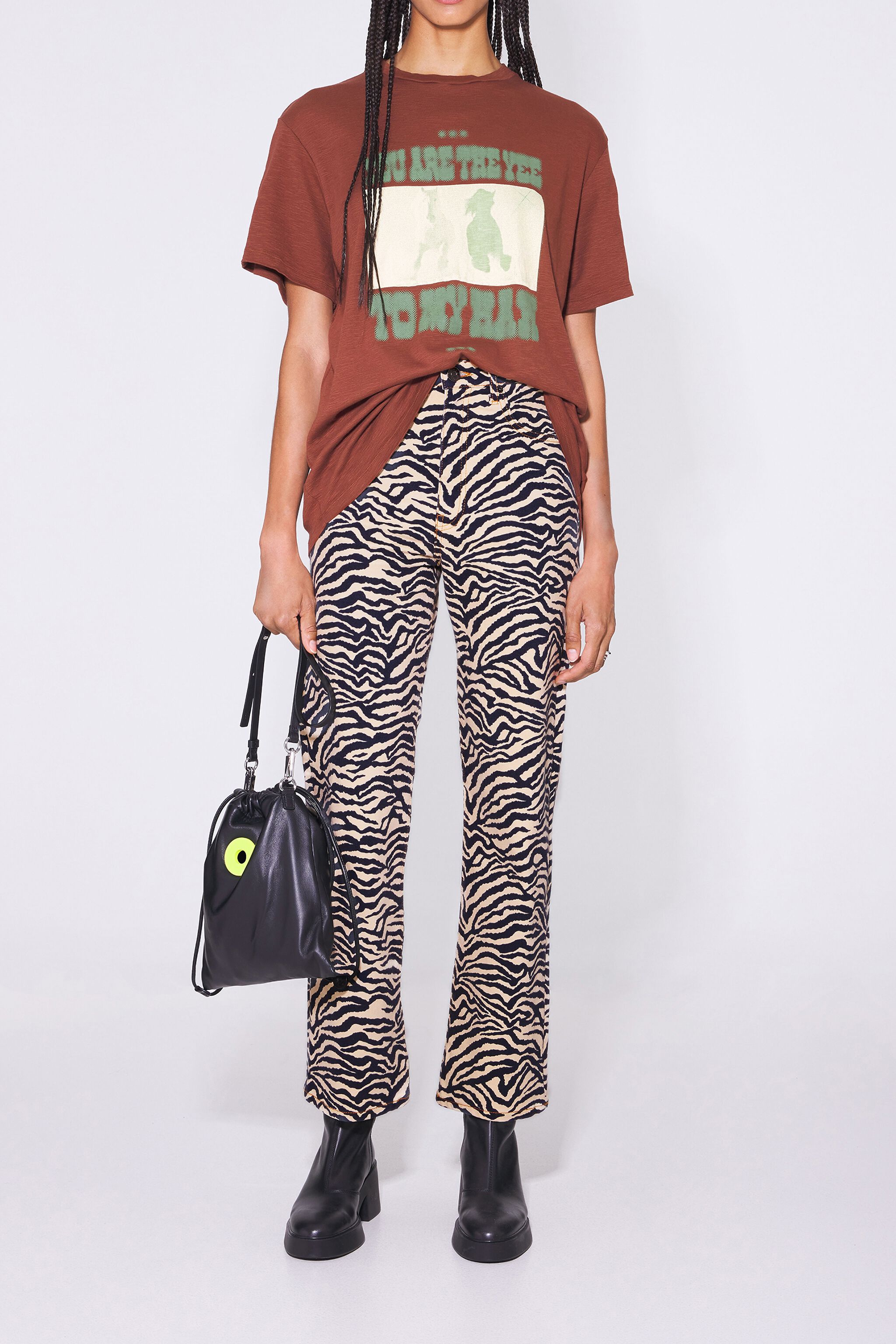 Pantalón jogger cropped Negro