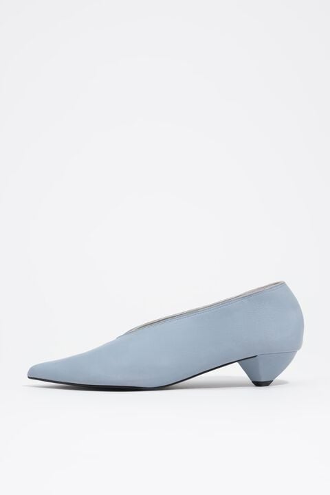 blue low heel dress shoes BIMBA Y LOLA leather court shoe the top line has collection:24aw-drop1 Courtney Love's 6 Most Size:42/S