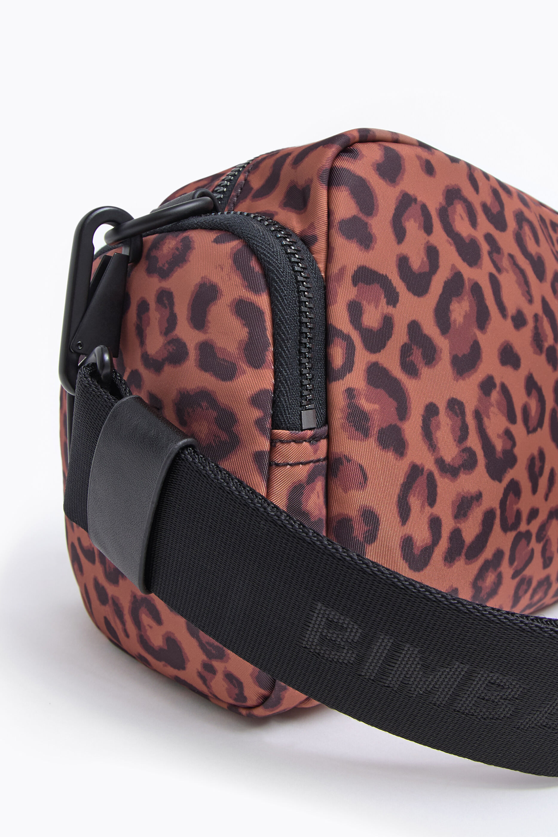 nike leopard print fanny pack