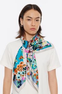 Pa&ntilde;uelo flores logo geometrico aguamarina