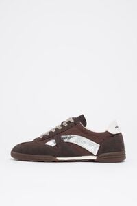 Chocolate 13 16 indoor sneaker