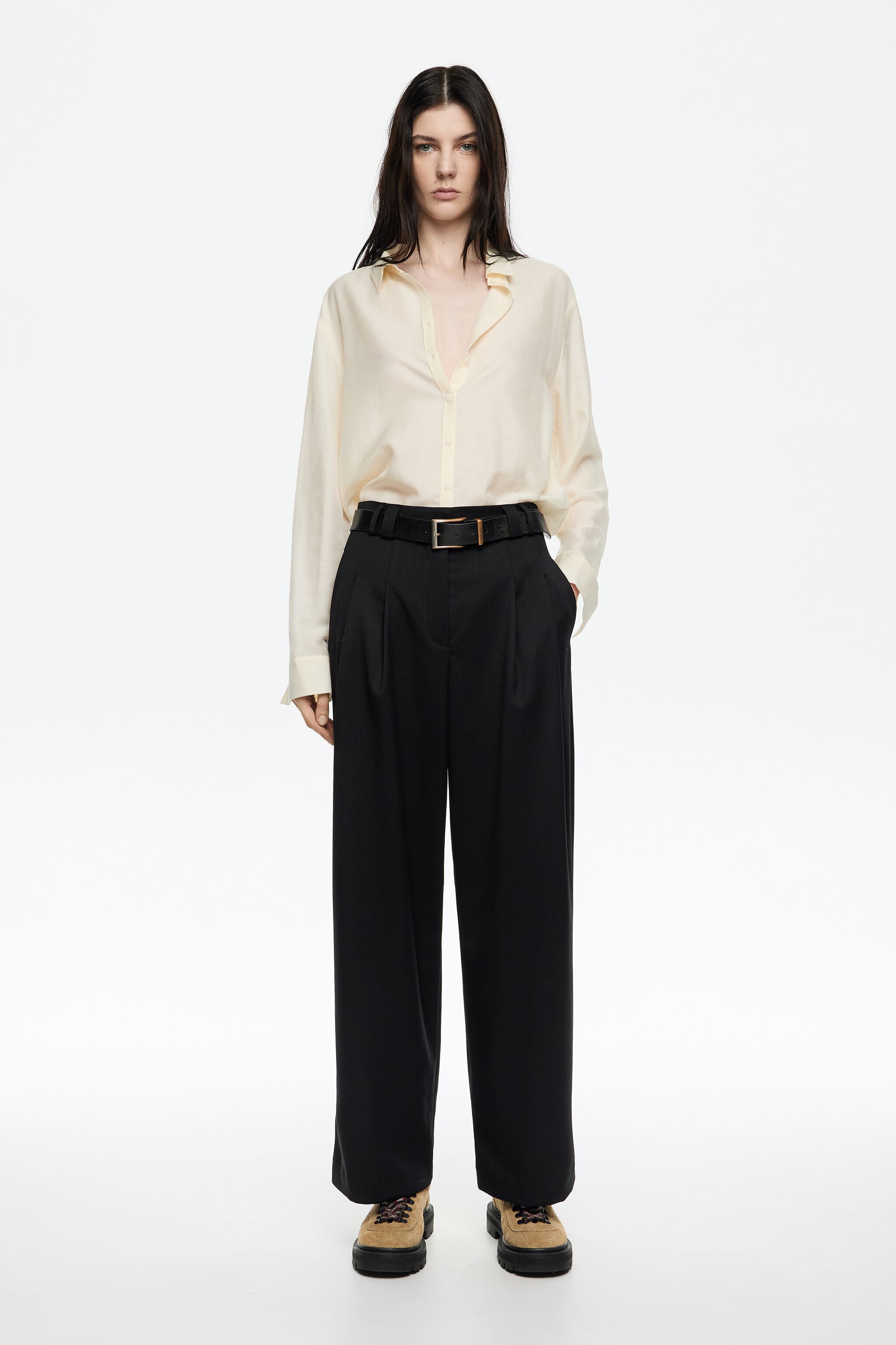 e********nページ Spodnie przyszyte zaszewki czarne