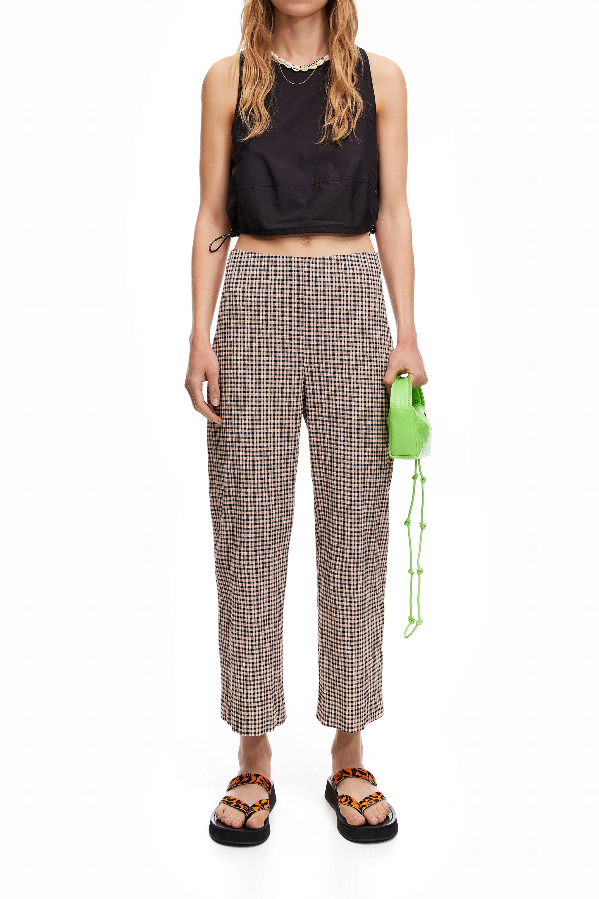 Pantalón corto niño vichy negro