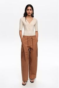 Pantal&oacute;n cargo algod&oacute;n marr&oacute;n claro