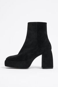 Чорні шкіряні ботильйони на підборах