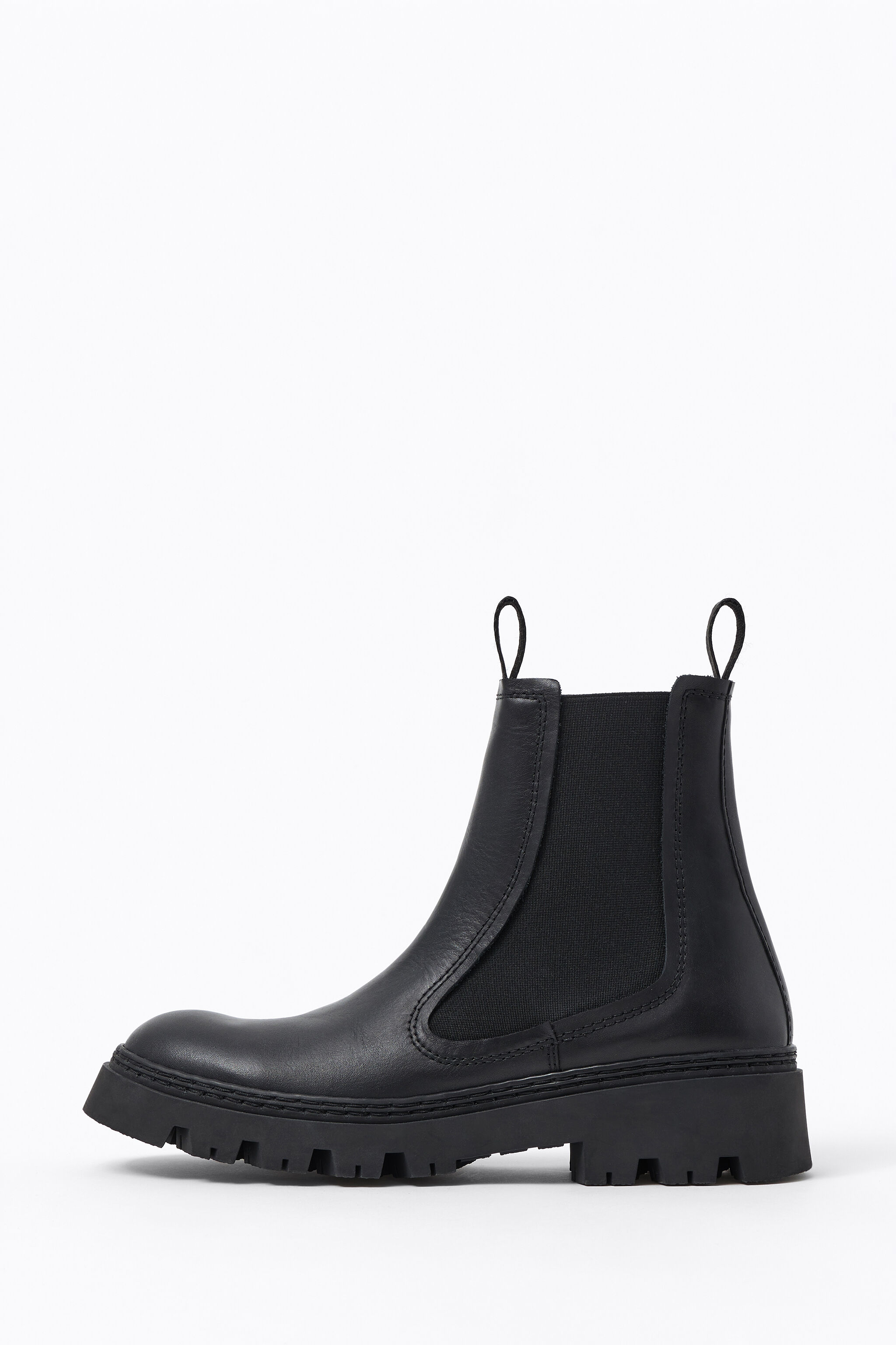 bota negra piel mujer