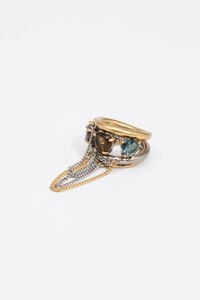 Two-tone heart crystals and chains ring