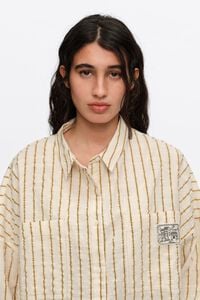 Camisa oversize de cot&oacute; amb textura de ratlles ocre