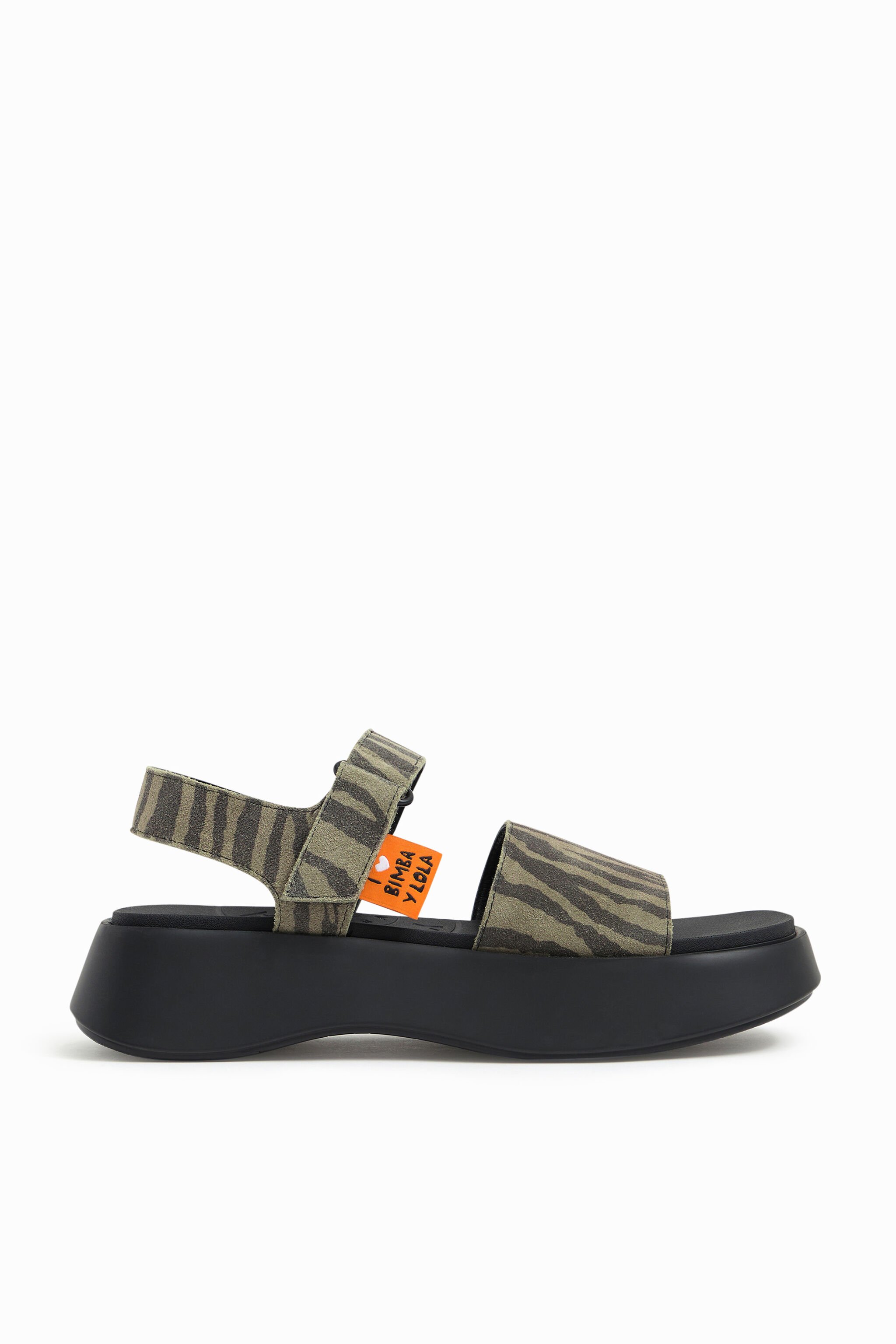 flat sandals under 200