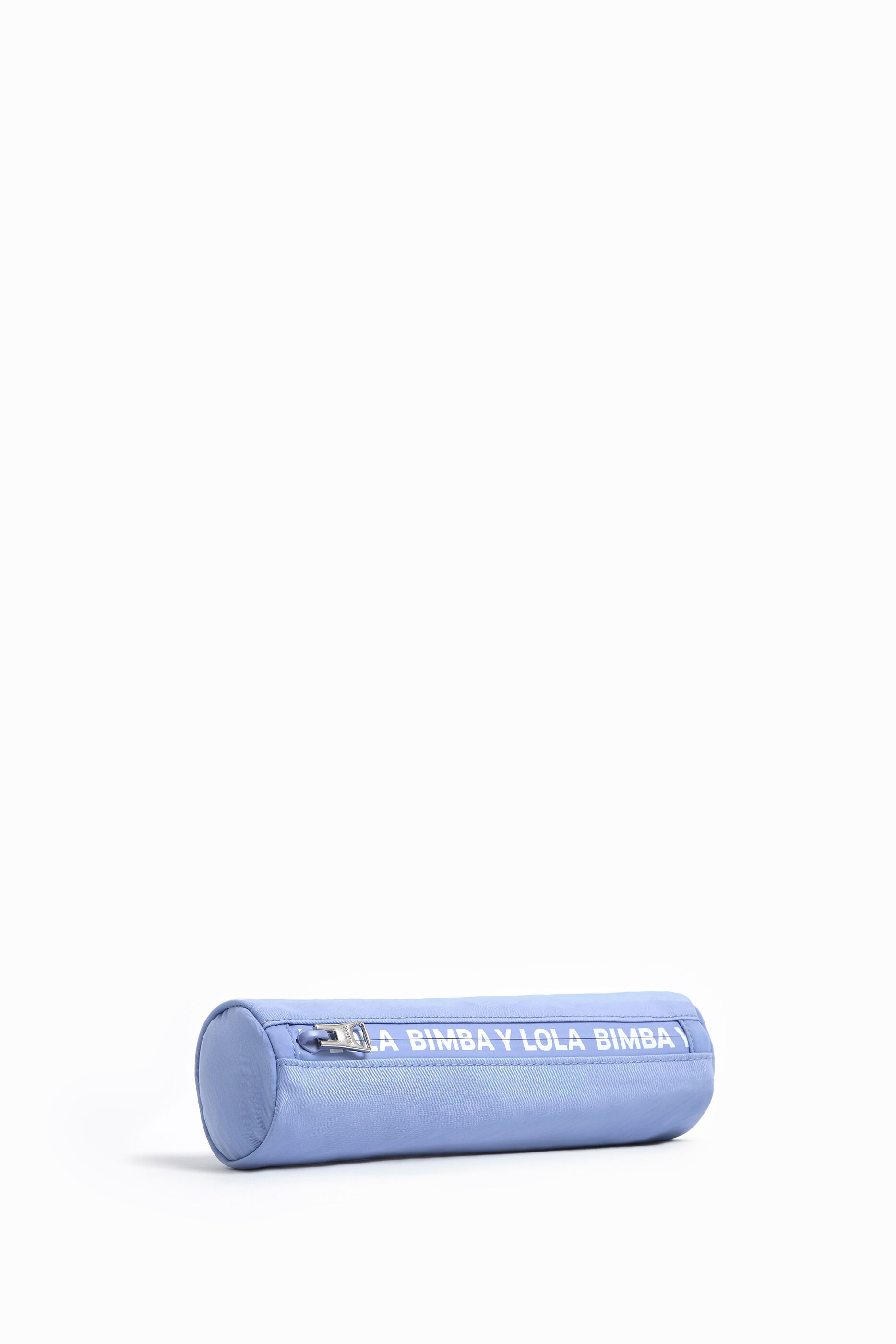 Estuche cilíndrico nylon azul pastel