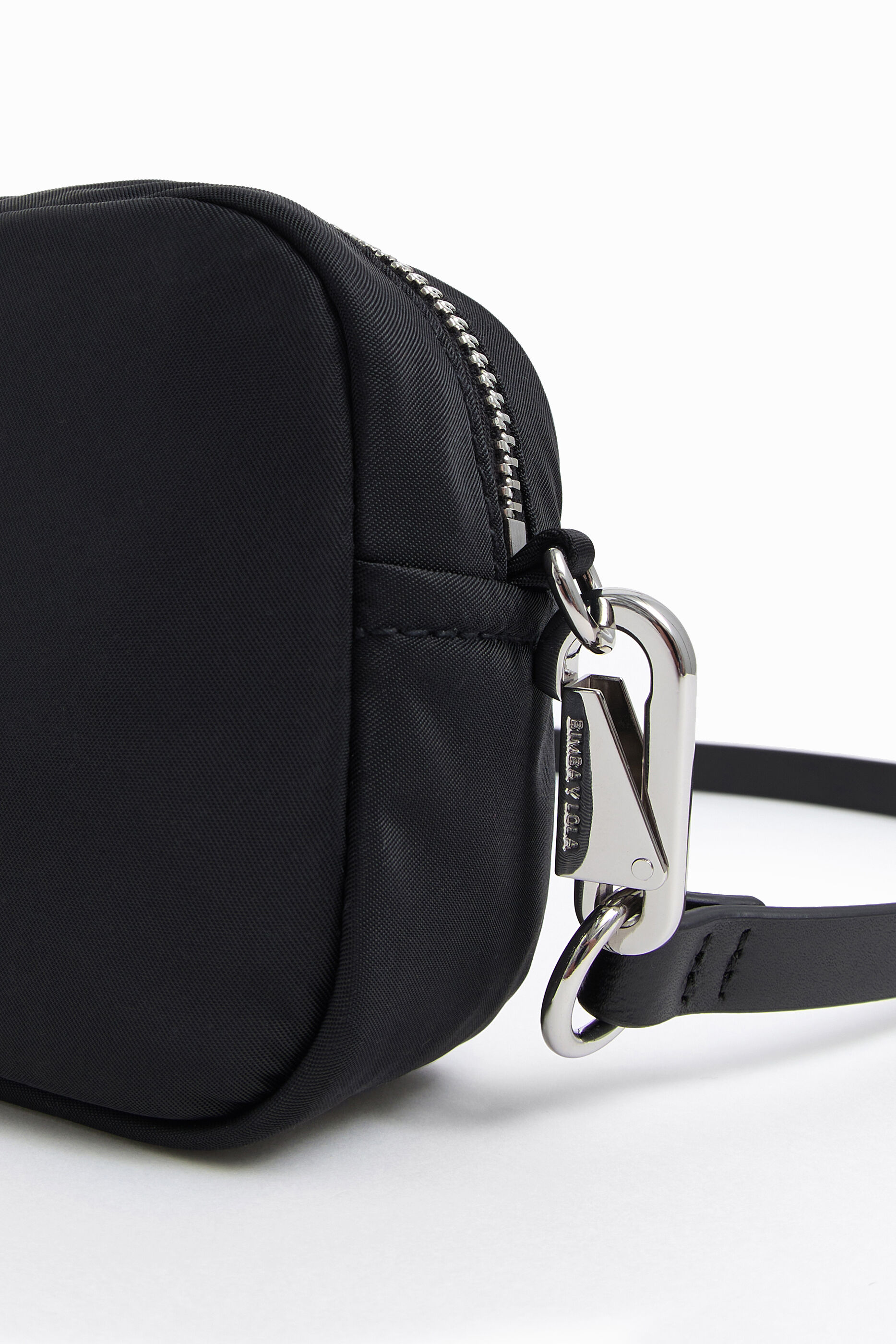 Minibolso bandolera nylon negro