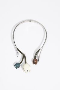 Rigid silver necklace with enamel tulips