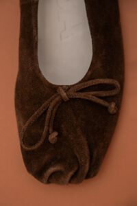 Dark brown ruched suede ballerina