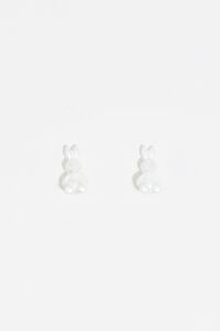 Pearl rabbit earrings