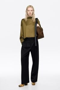 Olive high neck shiny T-shirt