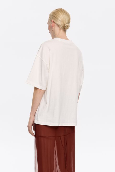 Oversize ivory logo T-shirt Oversize ivory logo T-shirt