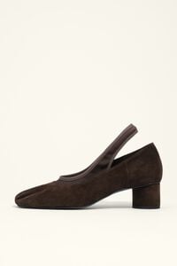 Brown suede and tricot court shoe