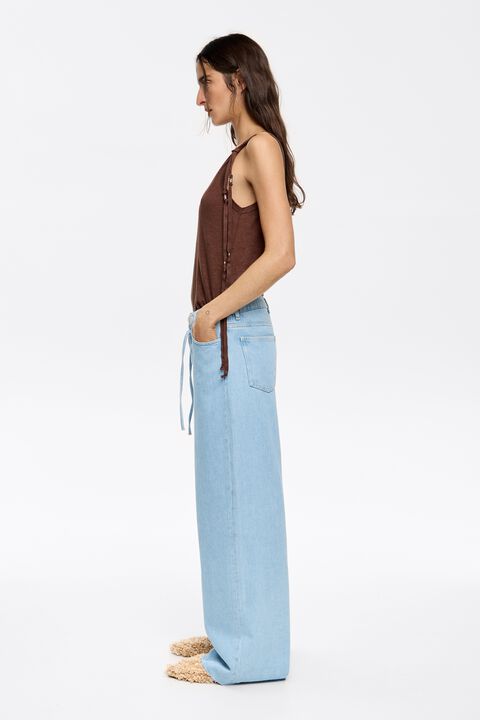 Pantalón denim wide leg azul claro Pantalón denim wide leg azul claro