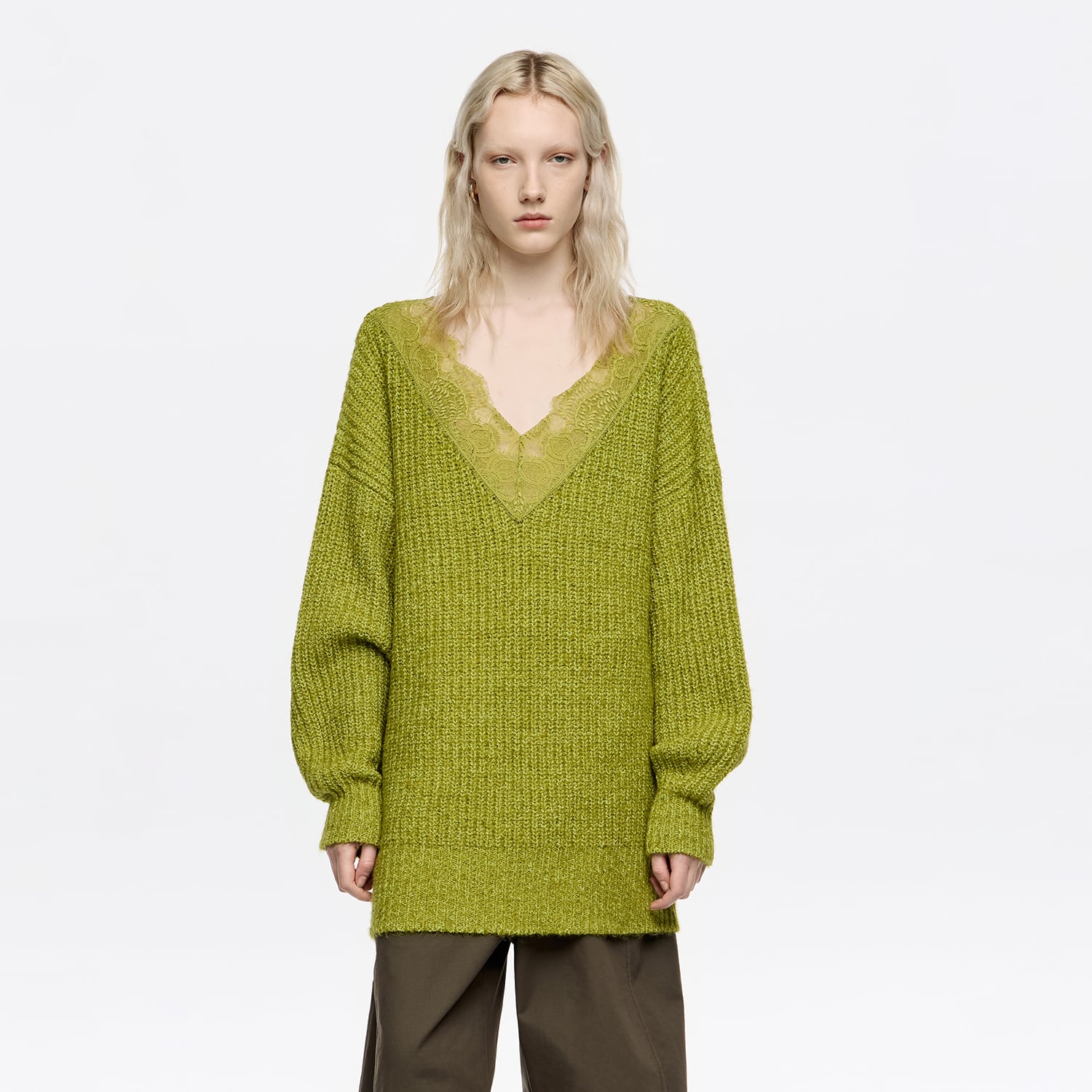 Sweter długi koronka kiwi