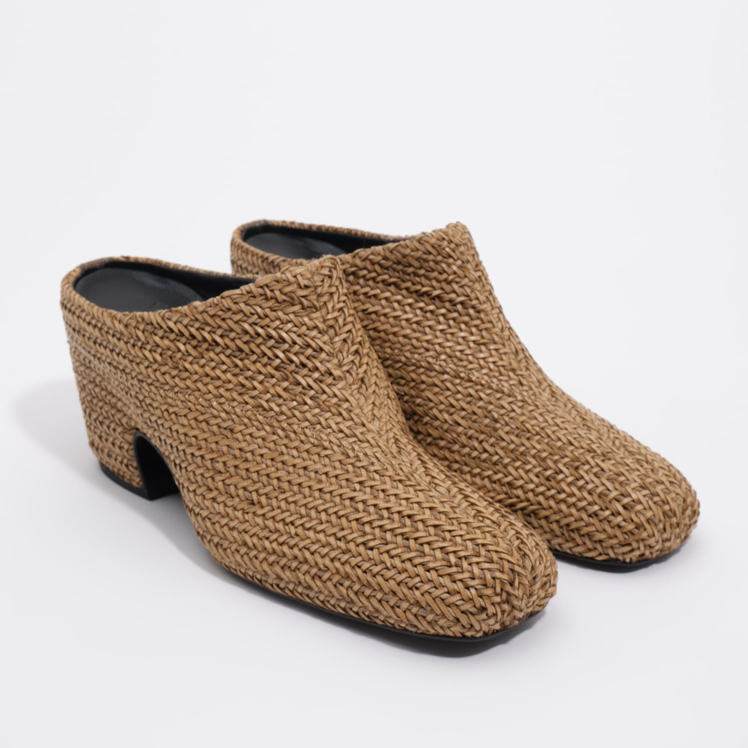 Bimba Y Lola Dark Natural Sand Plaited Clog